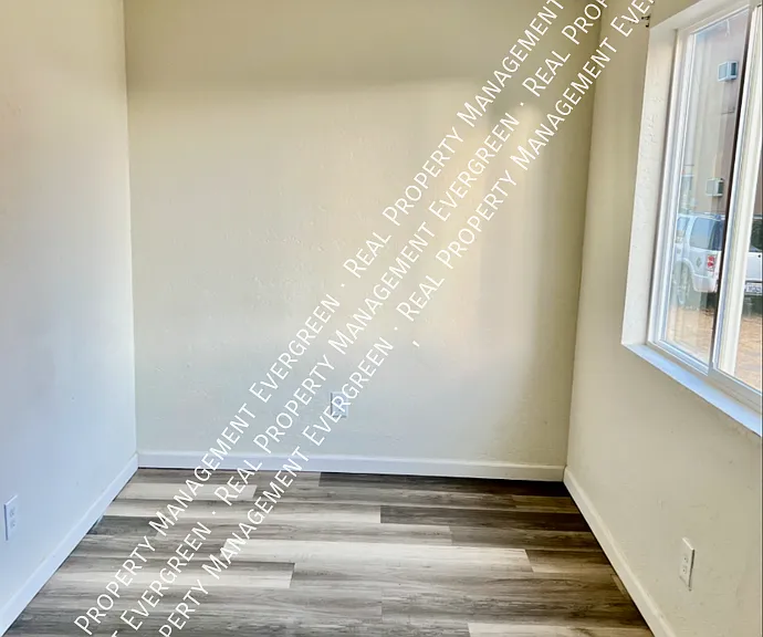 85 E Thurman Ave #9 — Photo 5