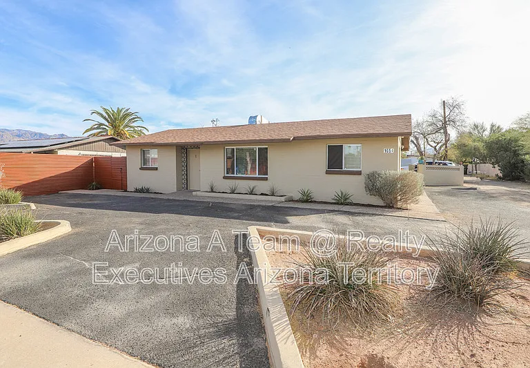 1654 N Rosemont Blvd #1 — Photo 4