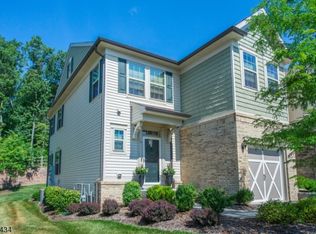 14 Brompton Pl, Randolph, NJ 07869