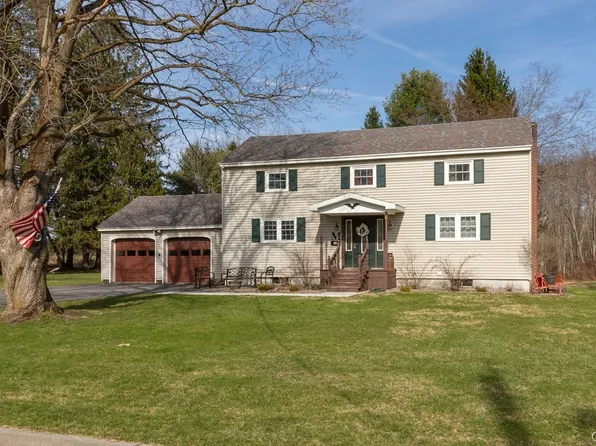 58 Madison St, Hamilton, NY 13346