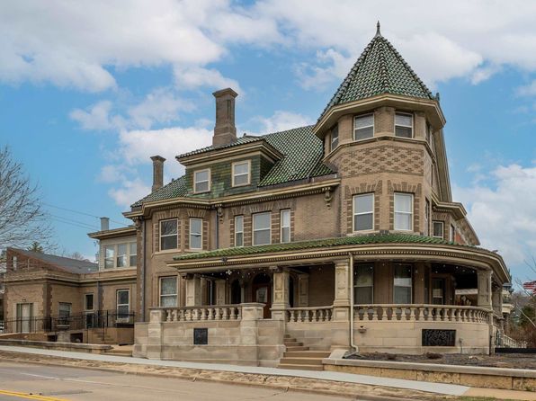 199 Loras Blvd, Dubuque, IA 52001