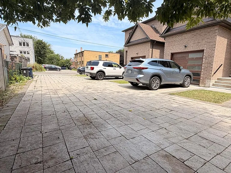 450 Midland Ave — Photo 23