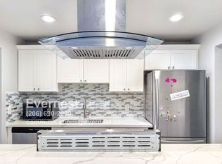 12543 NE 23rd Pl APT D1, Bellevue, WA 98005