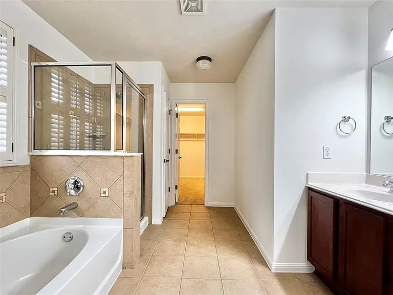 9500 Castle Pines Dr — Photo 12
