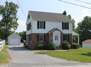 1713 Rolling Rd, Halethorpe, MD 21227