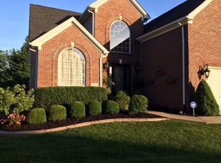 127 Carriage Ln, Georgetown, KY 40324