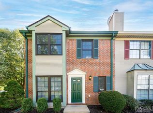 12 Tracy Ct, Franklin Park, NJ 08823