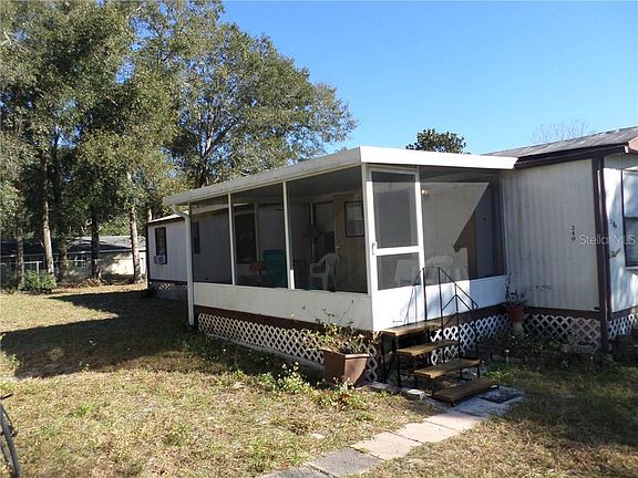 3rd image of 240 Ponderosa Dr