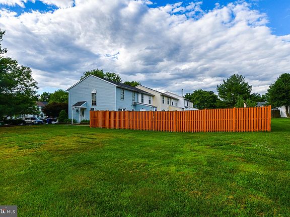 5th image of 2090 Tanglewood Dr
