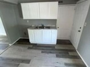 912 N Central Dr, Lorain, OH 44052