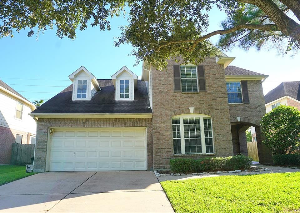 1st image of 24015 Bonnamere Ln