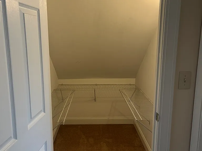 13 Maple St — Photo 8