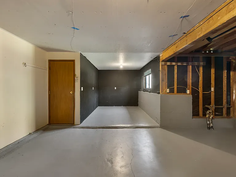 8818 NE 144th St — Photo 22