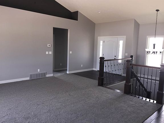 2nd image of 1007 W 61st Street Pl
