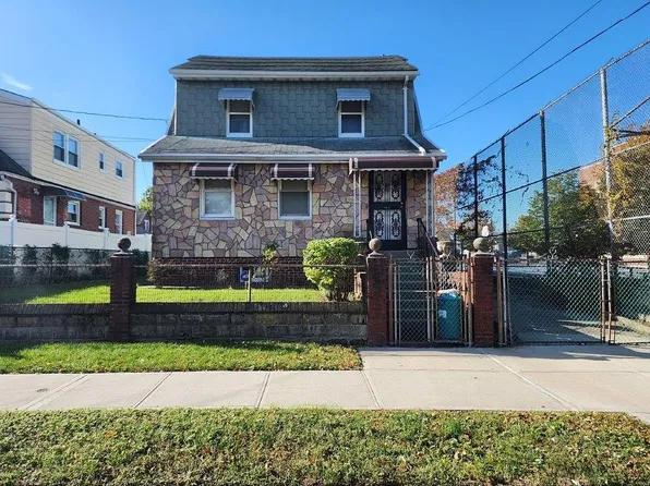 21836 132nd Ave, Jamaica, NY 11413