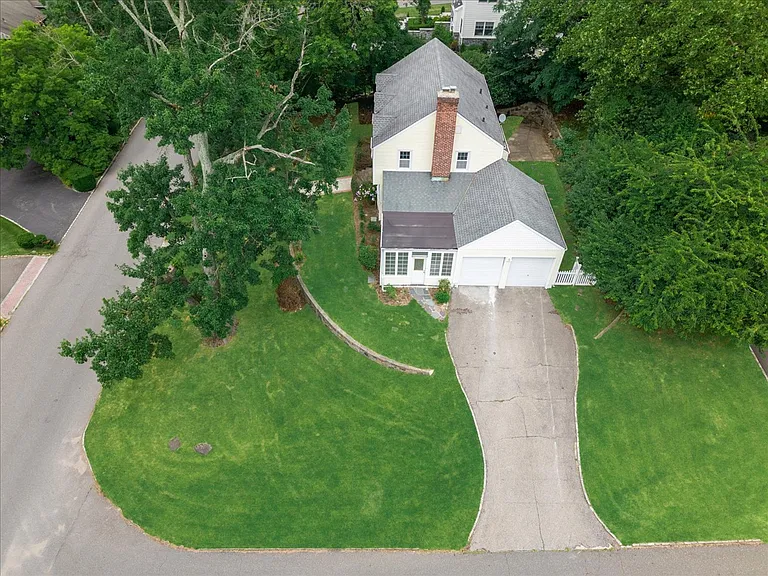 17 Pinewood Rd — Photo 37