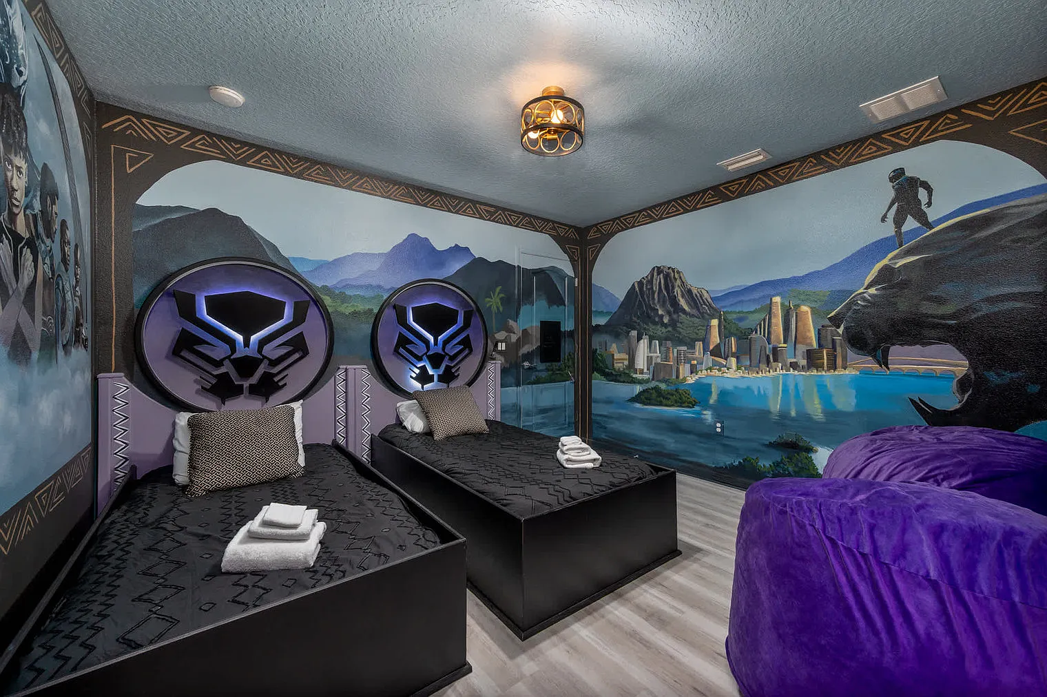 6 bed, 4.0 bath, 3132 sqft, $10,530 — Photo 4
