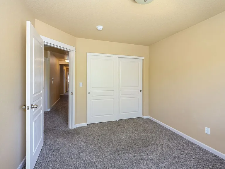 20468 Brentwood Ave — Photo 26