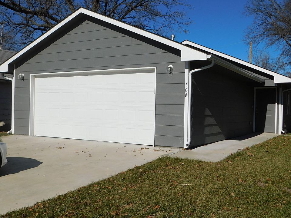 1st image of 308 E Main St
