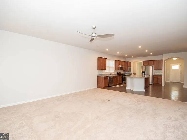 147 Soundview Trce — Photo 22