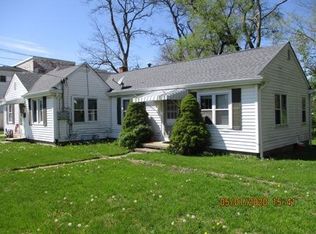 8 E Main St, Anderson, IN 46017