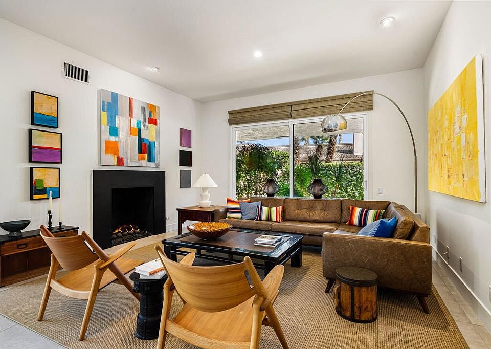 1st image of 1 Seton Ct