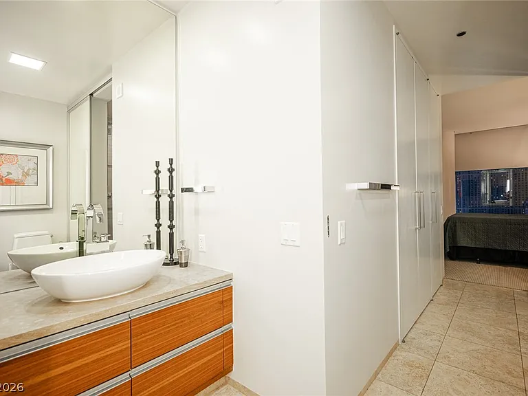 3722 Las Vegas Blvd S #1506 — Photo 31