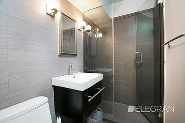 Rented by (Legacy) Elegran