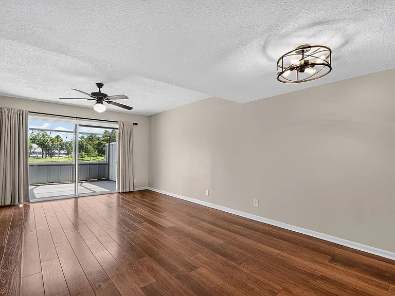 6254 Riverwalk Ln #5 — Photo 15