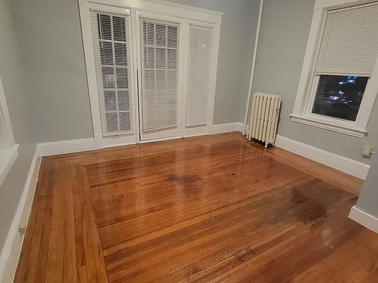 16-20 Sumner Ave — Photo 3