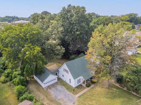 805 S Main St, Covington, TN 38019
