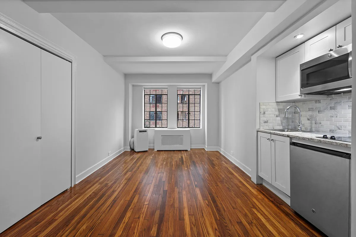 25 Tudor City Pl Unit 722  