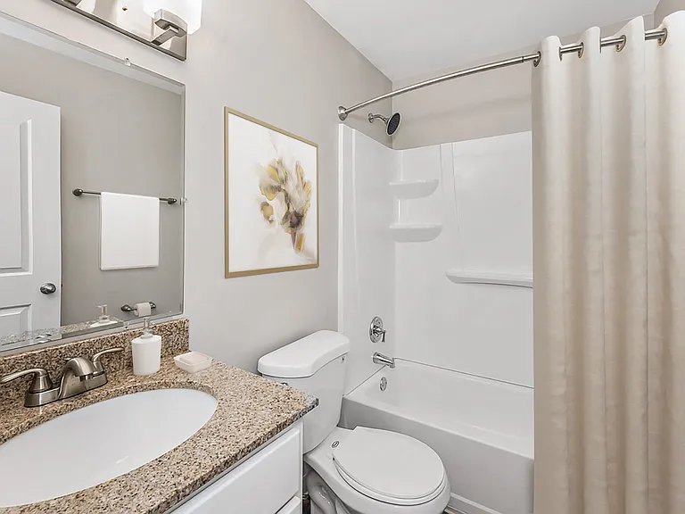 Staples Mill Townhomes — Photo 13