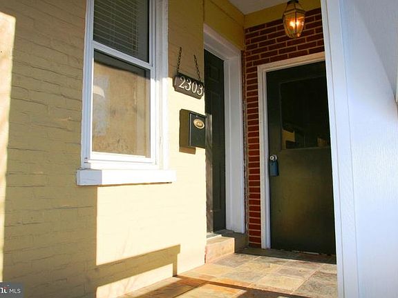 3rd image of 2303 Pyle St