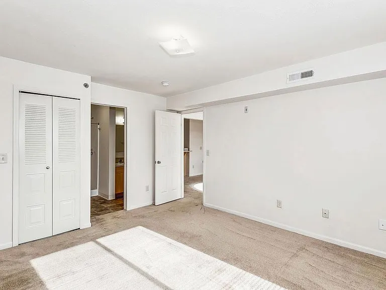 Tall Oaks Apartment Homes — Photo 30
