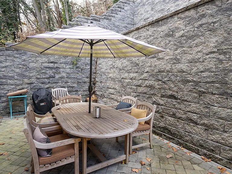496 Undercliff Ave #3A — Photo 31