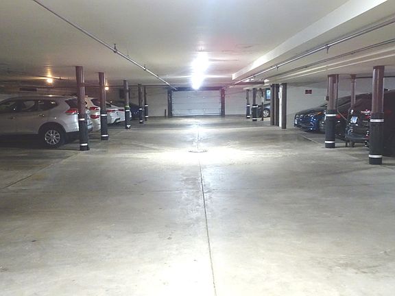 3rd image of 5501 Lincoln Ave Unit 301