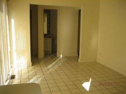 4th image of 42224 Lochmoor St