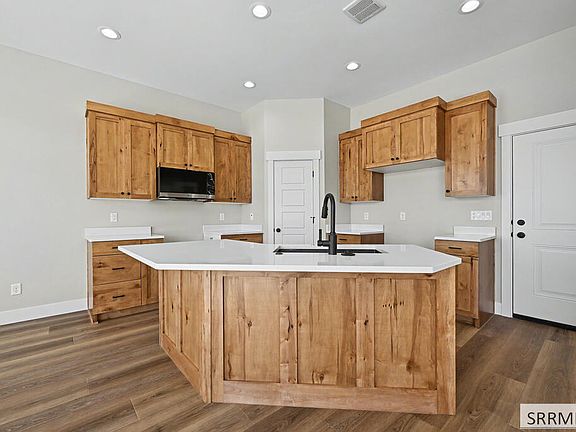 4th image of 3144 Blue Muse Rd