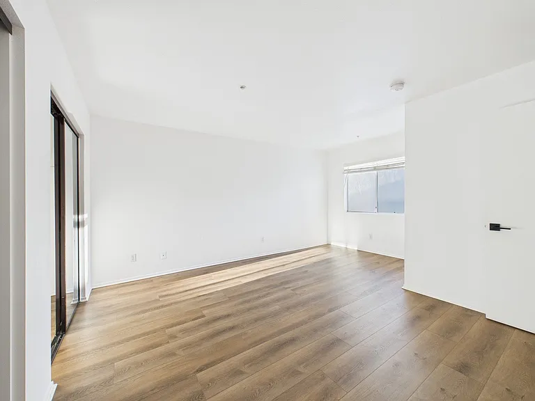 Alur Apartments — Photo 15