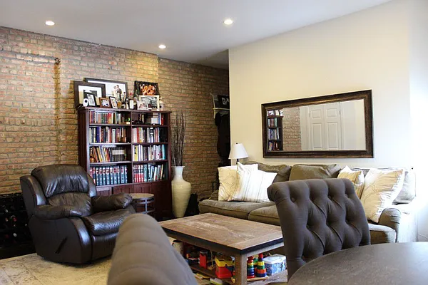 Rented by Charles Coutinho LLC | media 60