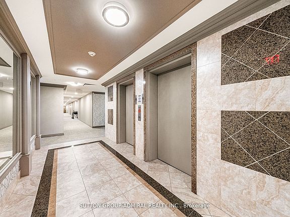 4th image of 2 Maison Parc Ct #315
