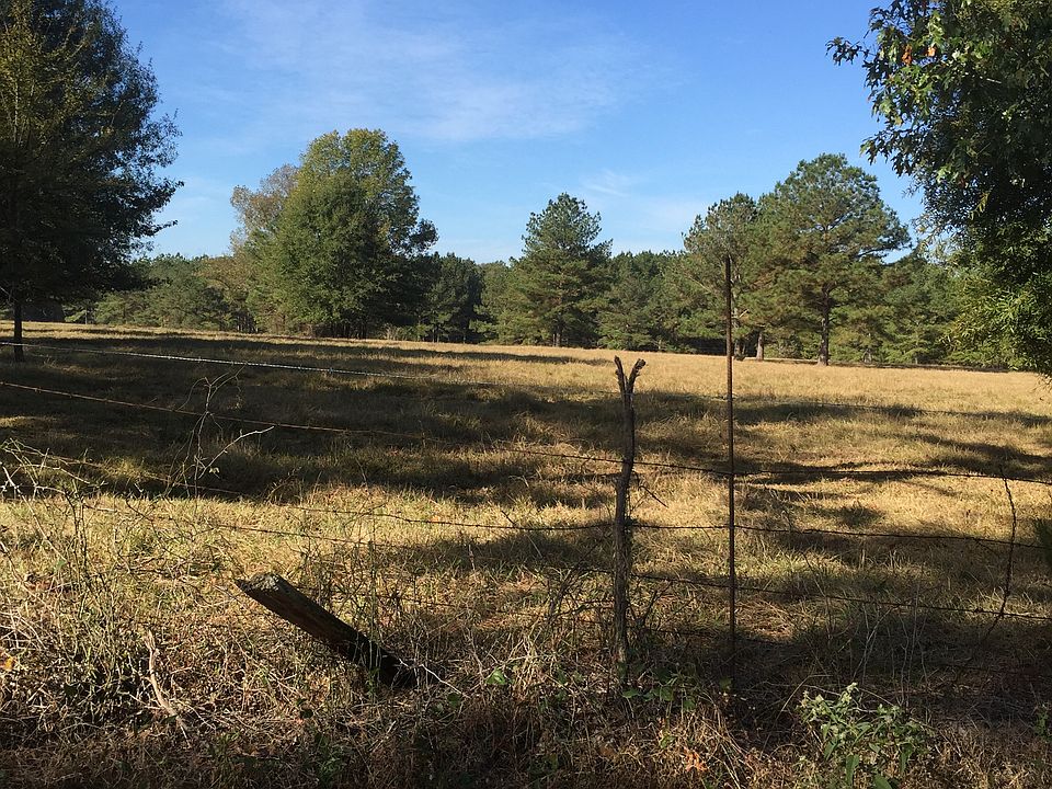 2nd image of 1063 Rocky Creek Rd