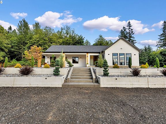 3rd image of 14327 NE 359th St