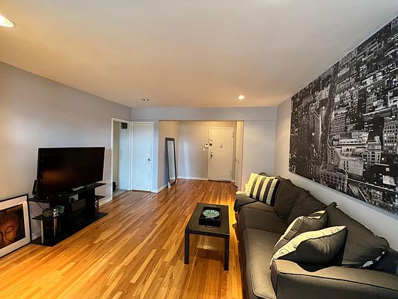 3rd image of 42 Pine St APT 5A