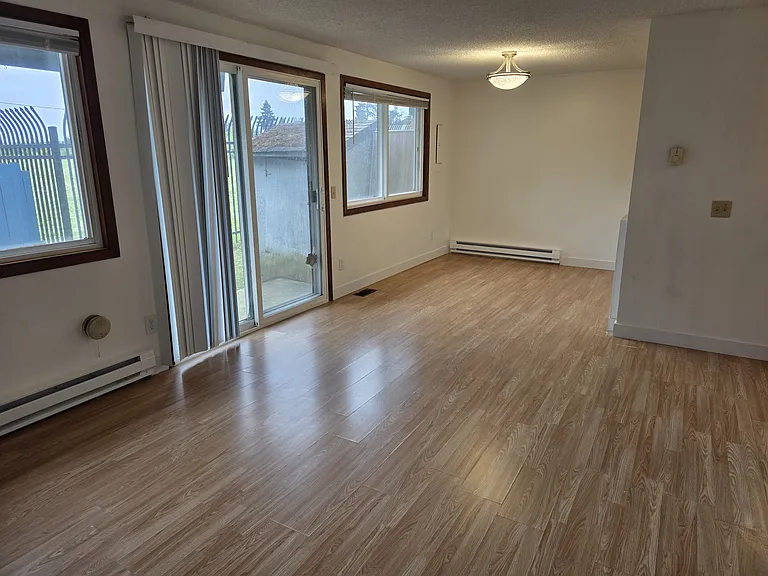 3110 S 216th St #D1 — Photo 3