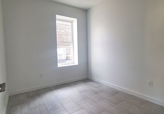 4th image of 3901 13th Ave APT 2R