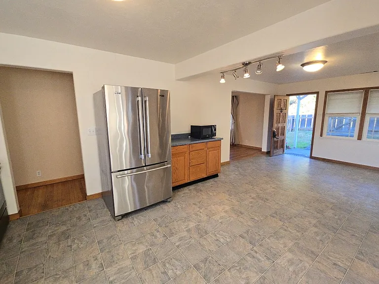1316 Rohnerville Rd — Photo 35