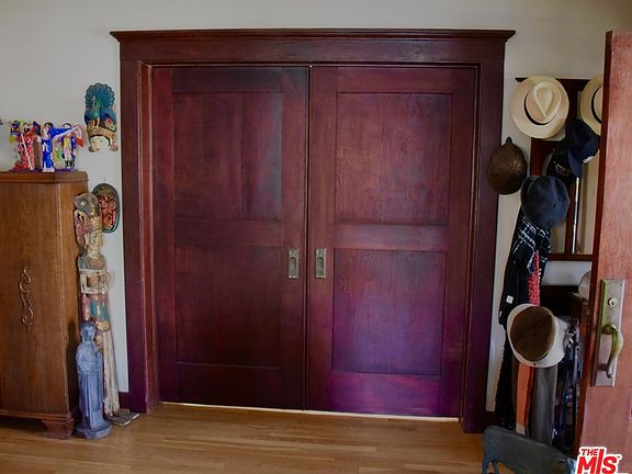 4th image of 150 S Avenue 55