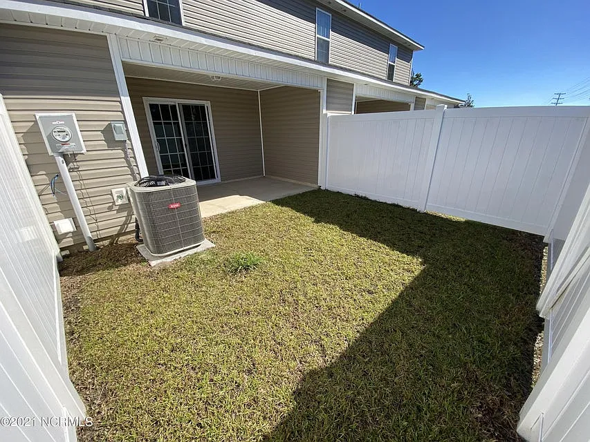 105 West Murrow Lane - 1 — Photo 2